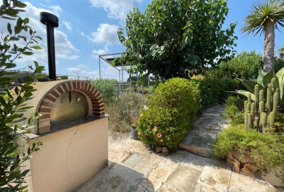 Herverkoop - Halfvrijstaande villa -
San Fulgencio - La Marina