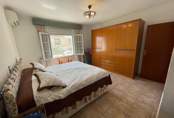 Venta - Villa adosada -
Benijofar - Pueblo