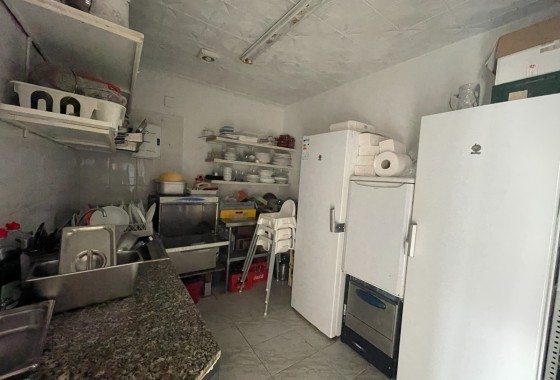 Herverkoop - Commercieel -
Torrevieia - Comunidad Valenciana