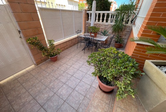 Sale - Town house -
Elche - Center