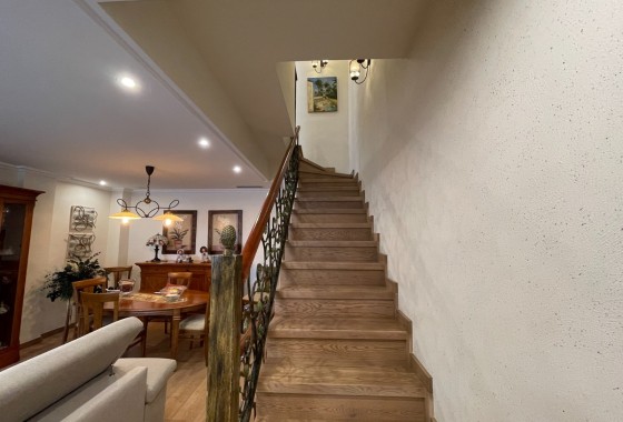 Sale - Town house -
Elche - Center