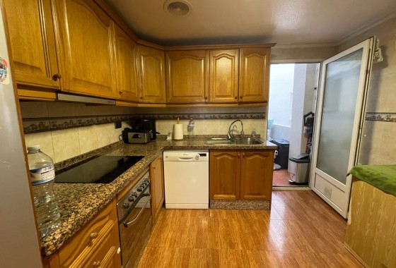 Revente - Appartement -
Torrevieia - Torrevieja