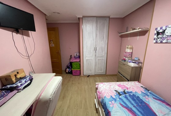 Revente - Appartement -
Torrevieia - Torrevieja