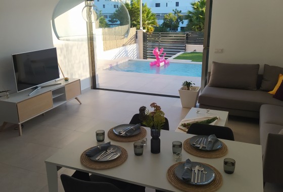 New Build - Reihenhaus -
Orihuela