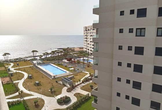 Herverkoop - Appartement / Flat -
Torrevieja - Punta Prima