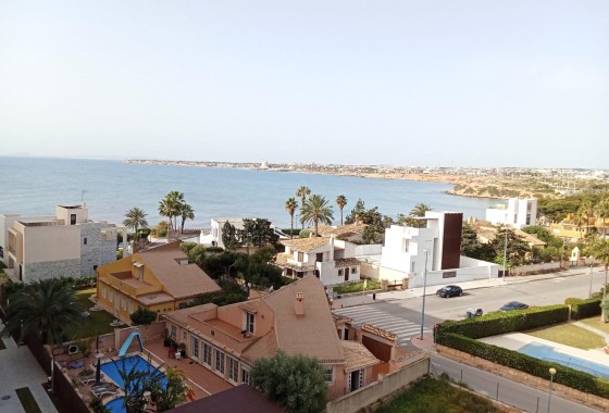Herverkoop - Appartement / Flat -
Torrevieja - Punta Prima