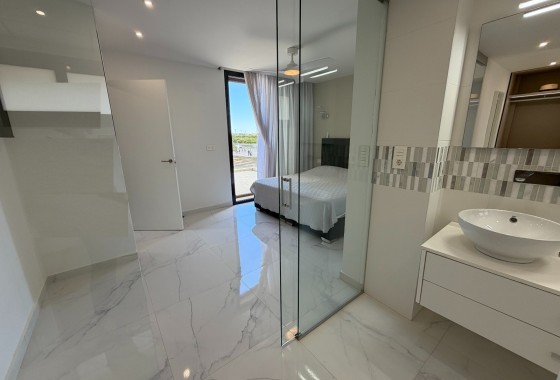 Herverkoop - Vrijstaande Villa -
Ciudad Quesada - Rojales - La Laguna