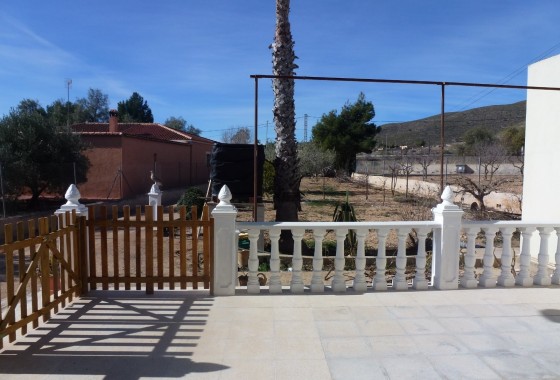 Herverkoop - Vrijstaande Villa -
Hondón de los Fráiles