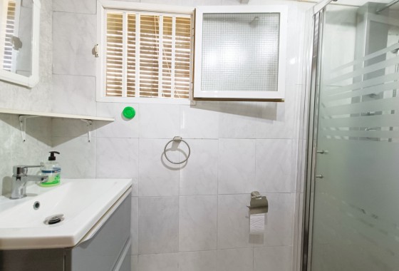 Herverkoop - Vrijstaande Villa -
Hondón de los Fráiles