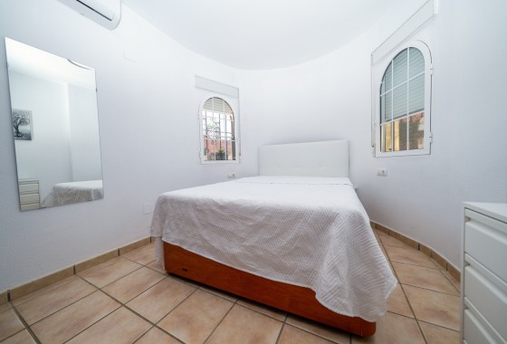 Herverkoop - Vrijstaande Villa -
Playa Flamenca - Sportcentre