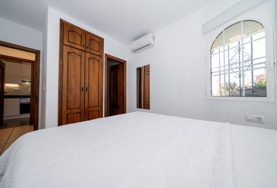 Herverkoop - Vrijstaande Villa -
Playa Flamenca - Sportcentre