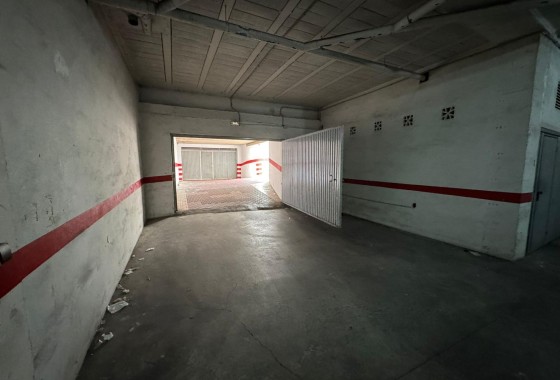 Herverkoop - Appartement / Flat -
Torrevieja - Estacion de autobuses