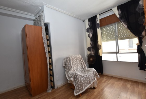 Revente - Appartement -
Torrevieja