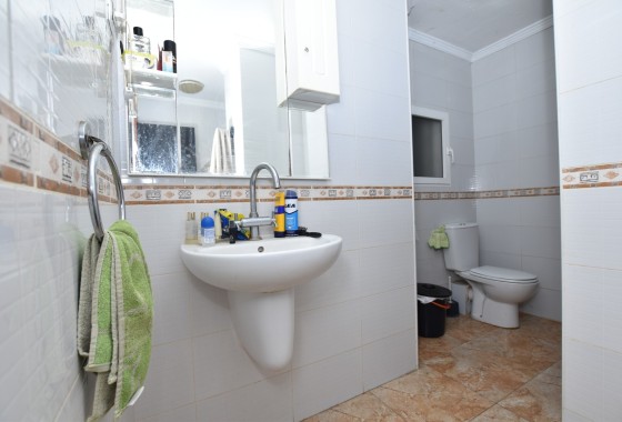 Revente - Appartement -
Torrevieja