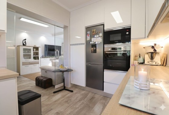 Resale - Freistehende Villa -
Orihuela Costa - Villamartin