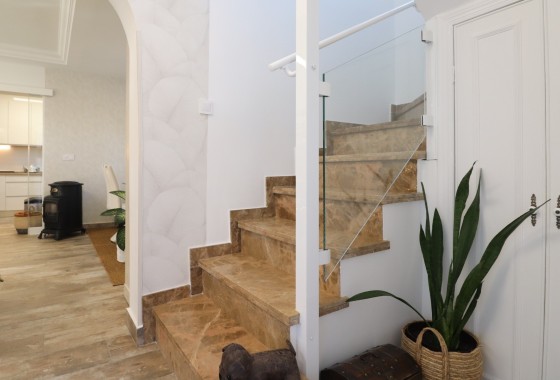 Resale - Freistehende Villa -
Orihuela Costa - Villamartin