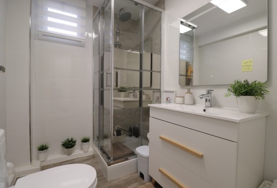 Resale - Freistehende Villa -
Orihuela Costa - Villamartin