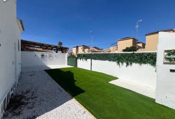 Venta - Apartamento / Piso -
Punta Prima - Serena