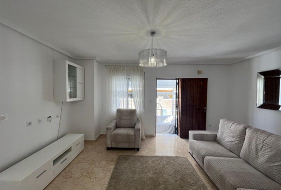 Venta - Apartamento / Piso -
Punta Prima - Serena