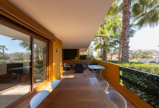 Resale - Wohnung / Appartement -
Torrevieja - Punta Prima