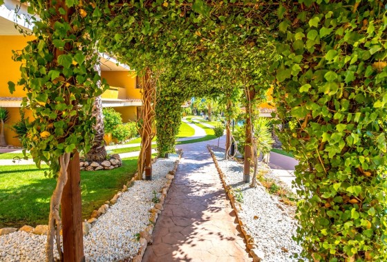 Resale - Wohnung / Appartement -
Torrevieja - Punta Prima