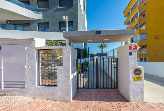 Resale - Wohnung / Apartment -
Torrevieja - Rocio del mar