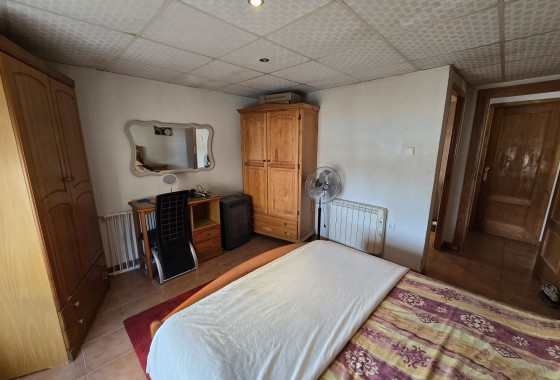 Sprzedaż - Willa wolnostojąca -
SAX