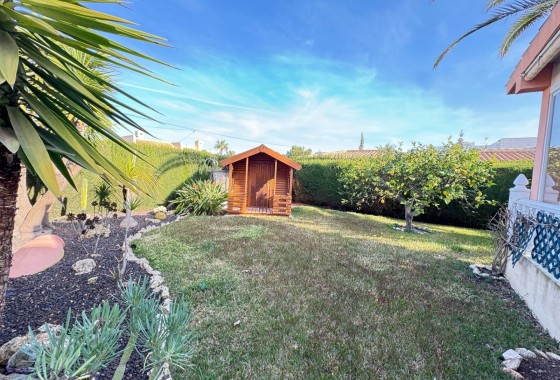 Resale - Detached Villa -
Cabo Roig