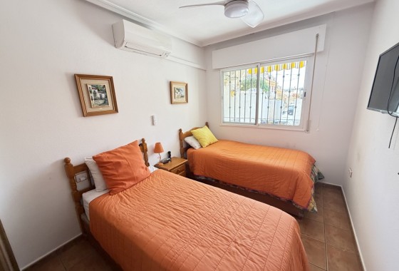 Sprzedaż - Apartament / Mieszkanie -
La Zenia