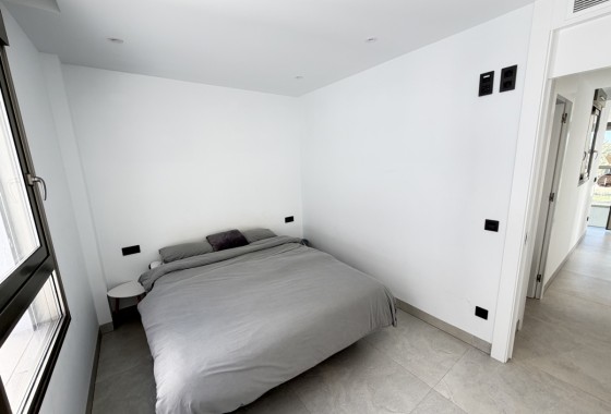 Resale - Freistehende Villa -
Villamartín