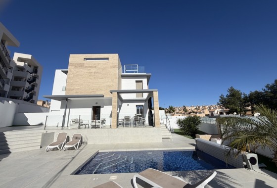 Resale - Freistehende Villa -
Villamartín