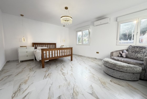 Revente - Villa Individuelle -
Villamartín
