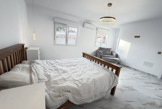 Revente - Villa Individuelle -
Villamartín