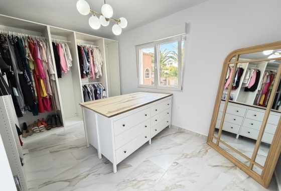 Revente - Villa Individuelle -
Villamartín