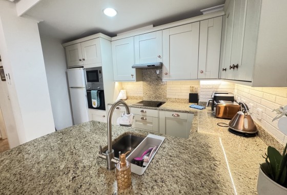 Sprzedaż - Apartament / Mieszkanie -
Cabo Roig