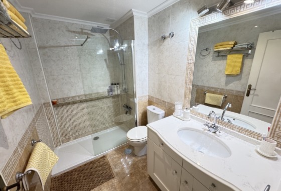 Sprzedaż - Apartament / Mieszkanie -
Cabo Roig