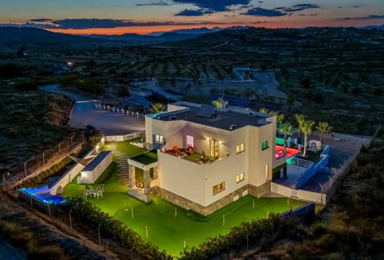 Revente - Villa Individuelle -
Torremendo