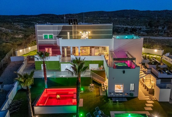 Revente - Villa Individuelle -
Torremendo
