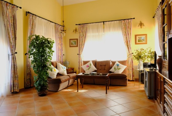Sprzedaż - Finca / Dom wiejski -
Orihuela