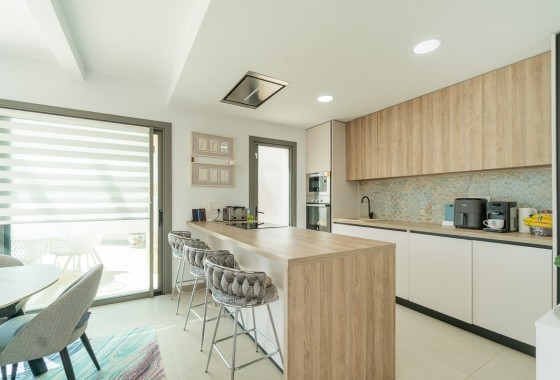 Resale - Freistehende Villa -
Orihuela Costa - Villamartin Golf