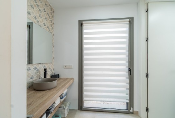 Resale - Freistehende Villa -
Orihuela Costa - Villamartin Golf