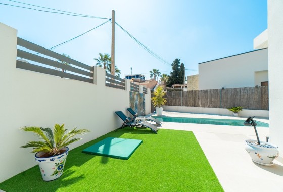 Resale - Freistehende Villa -
Orihuela Costa - Villamartin Golf