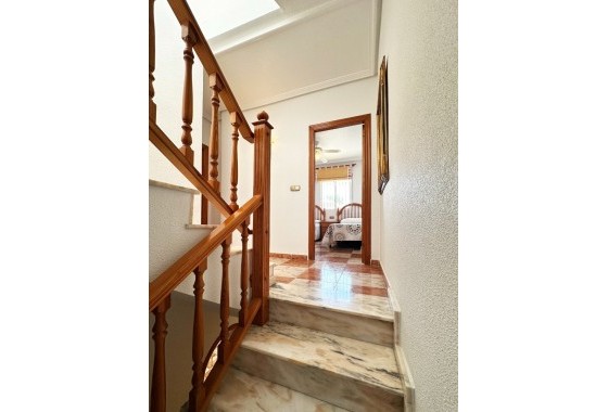 Herverkoop - Stadswoning -
Orihuela Costa - Cabo Roig