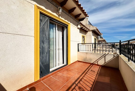 Herverkoop - Stadswoning -
Orihuela Costa - Cabo Roig