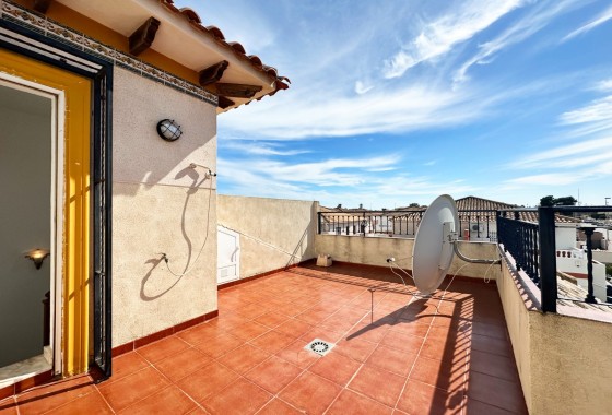 Herverkoop - Stadswoning -
Orihuela Costa - Cabo Roig