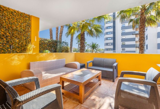 Resale - Wohnung / Apartment -
Torrevieja - Punta Prima