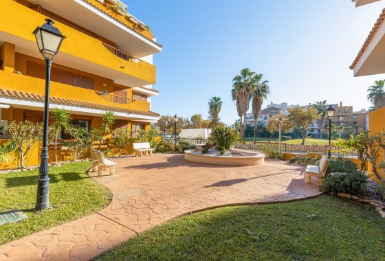 Resale - Wohnung / Apartment -
Torrevieja - Punta Prima