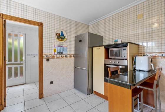 Herverkoop - Vrijstaande Villa -
Torrevieja - La Mata