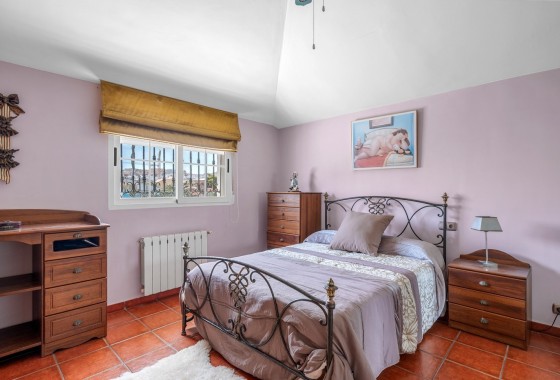 Herverkoop - Vrijstaande Villa -
Torrevieja - La Mata