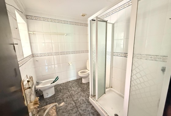 Sale - Villa -
Torrevieja - Playa de los Locos